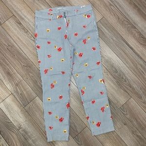 Old Navy Pixie Crop pants